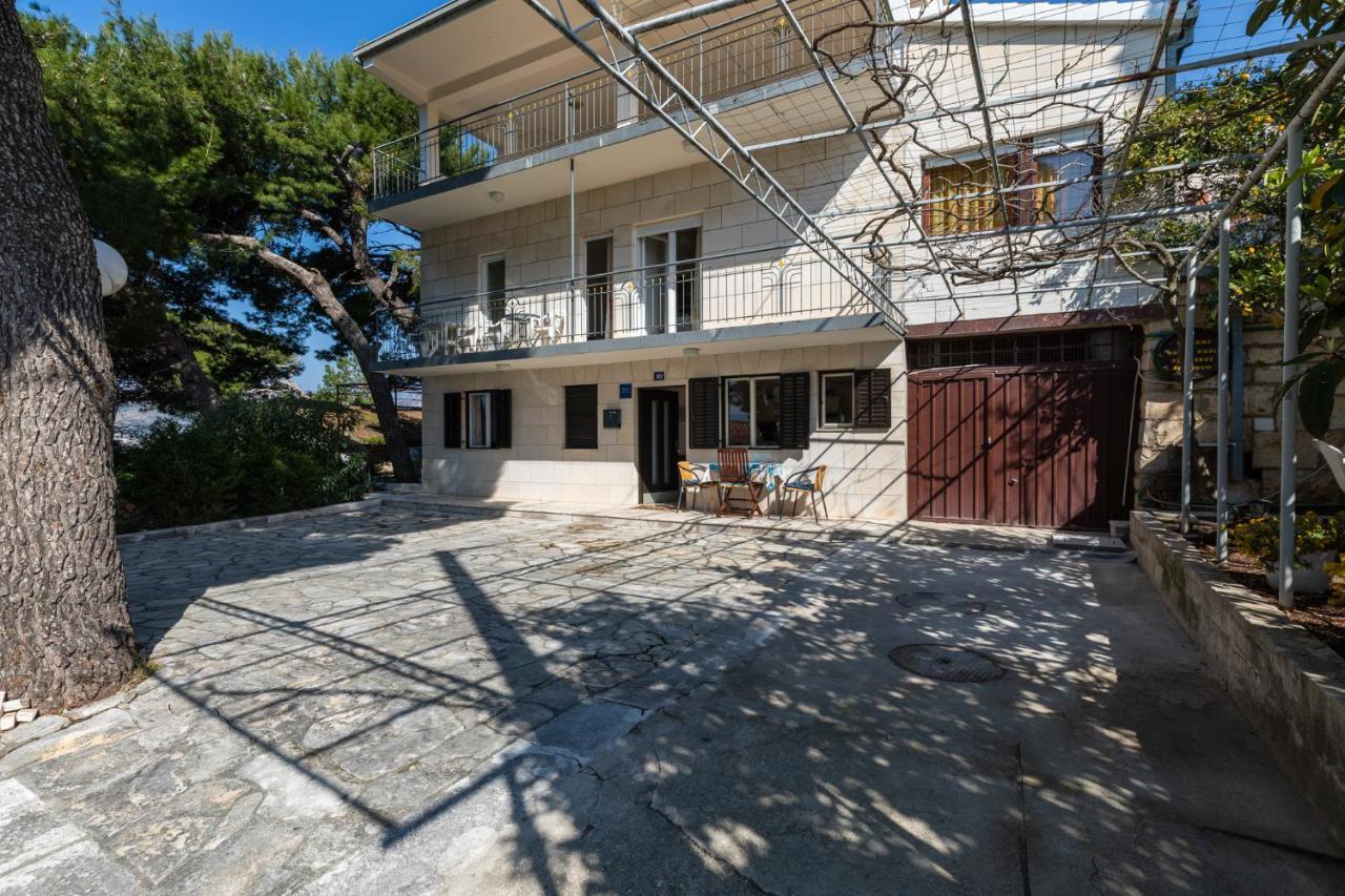 Urban Edge - Beach Apartments Omiš Dış mekan fotoğraf