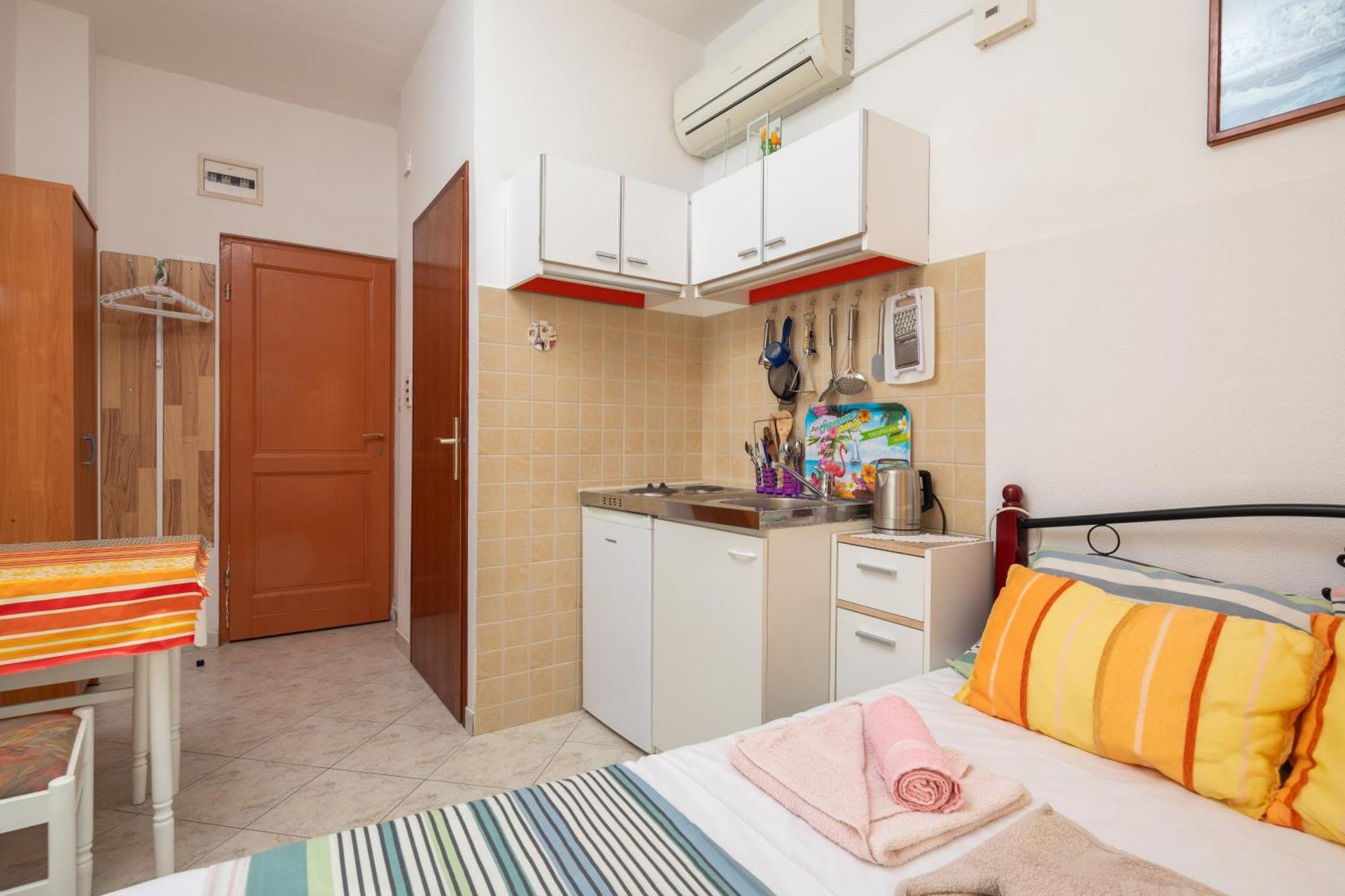 Urban Edge - Beach Apartments Omiš Dış mekan fotoğraf
