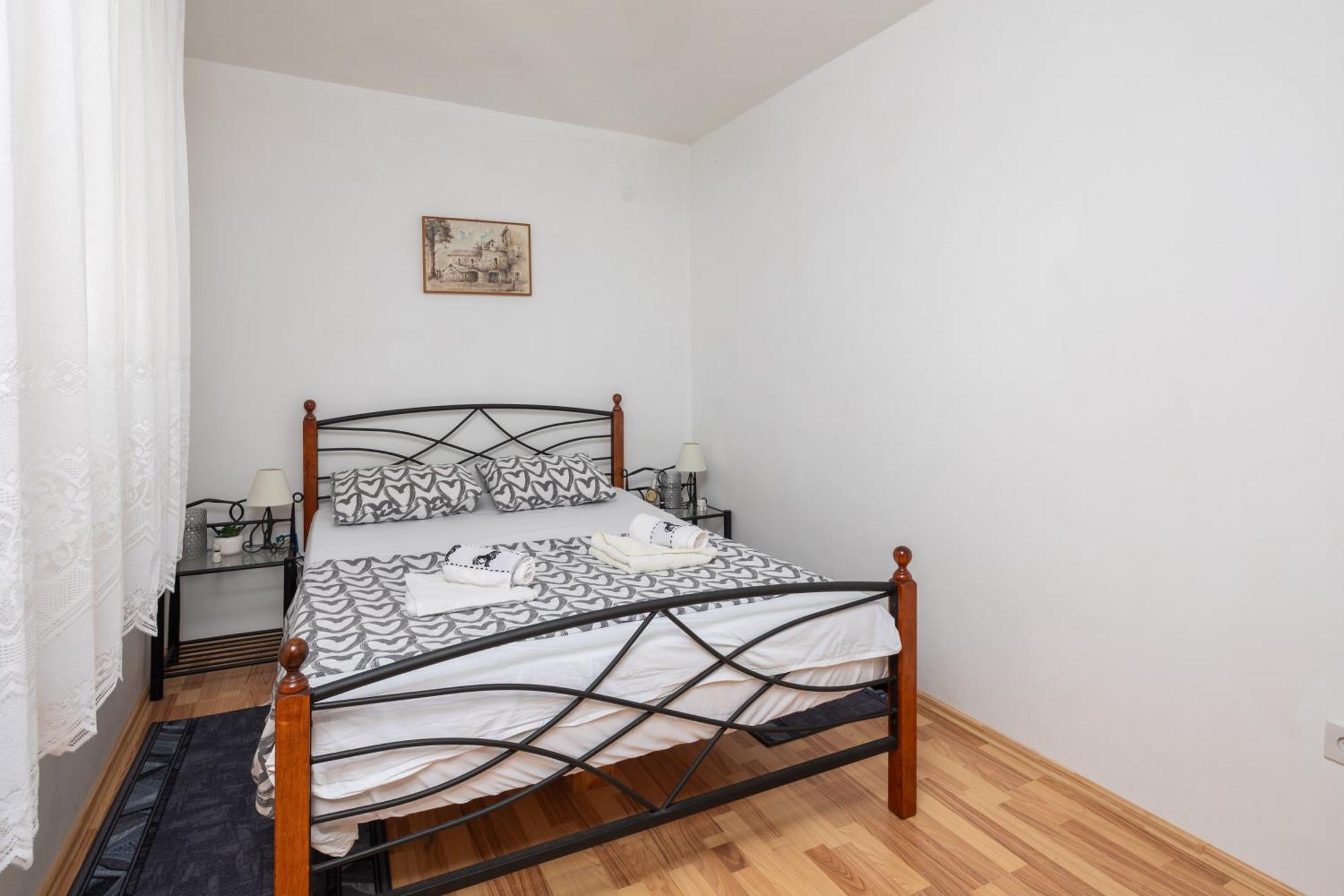Urban Edge - Beach Apartments Omiš Dış mekan fotoğraf