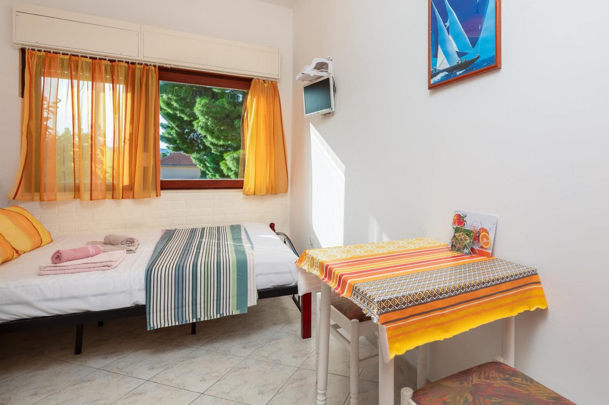 Urban Edge - Beach Apartments Omiš Dış mekan fotoğraf
