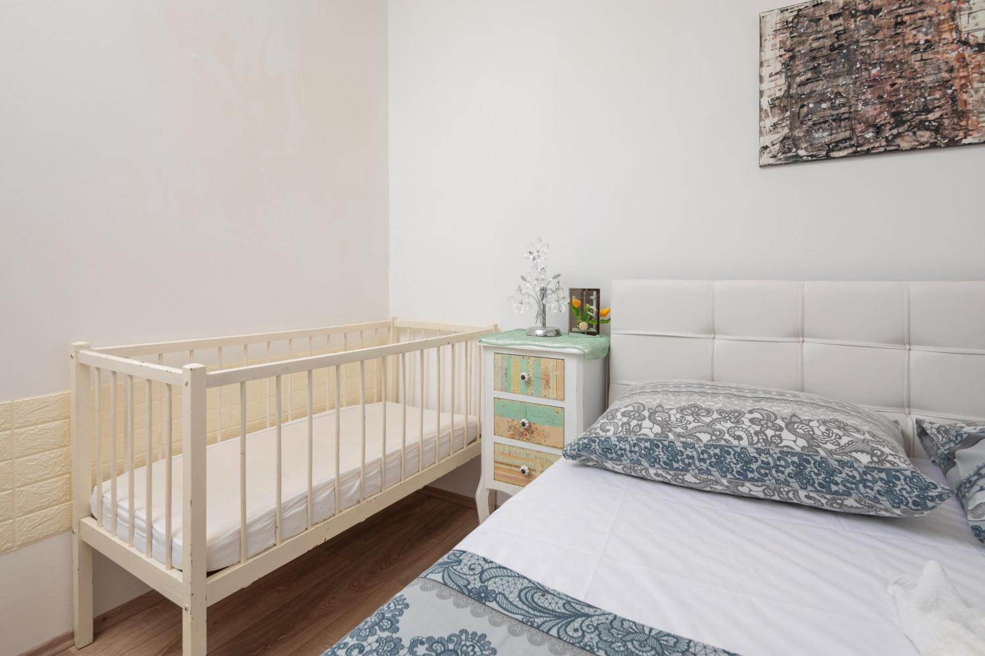 Urban Edge - Beach Apartments Omiš Dış mekan fotoğraf